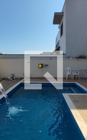 Casa de condomínio à venda com 310m², 5 quartos e 4 vagas Casa de condomínio à venda com 310m², 5 quartos e 4 vagasPiscina