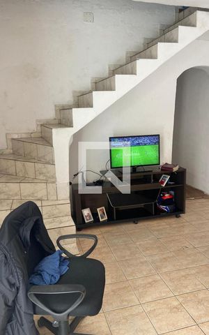 Casa para alugar com 780m², 6 quartos e 3 vagas Casa para alugar com 780m², 6 quartos e 3 vagasSala