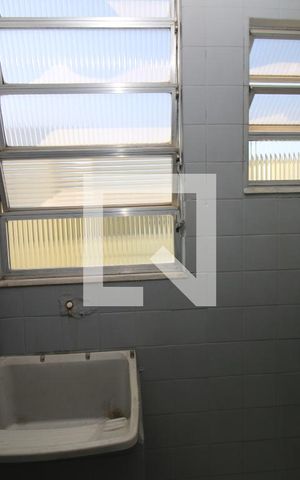 Apartamento à venda com 52m², 1 quarto e sem vagaCozinha e Área de Serviço