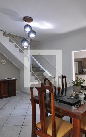 Casa à venda com 240m², 3 quartos e 2 vagasSala de Jantar
