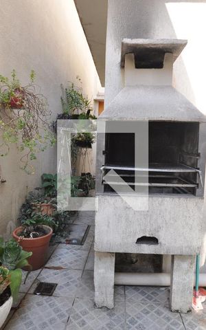 Casa à venda com 240m², 3 quartos e 2 vagasChurrasqueira