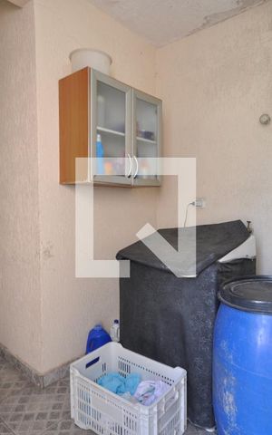 Casa à venda com 240m², 3 quartos e 2 vagasÁrea de Serviço
