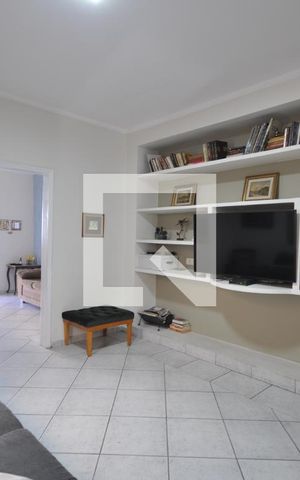 Casa à venda com 240m², 3 quartos e 2 vagasSala