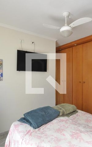 Casa à venda com 240m², 3 quartos e 2 vagasSuíte 2