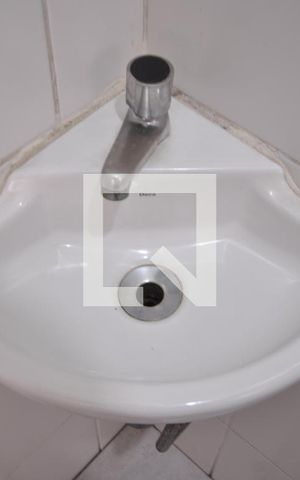 Casa à venda com 240m², 3 quartos e 2 vagasBanheiro Social