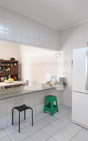 Casa à venda com 240m², 3 quartos e 2 vagasCozinha