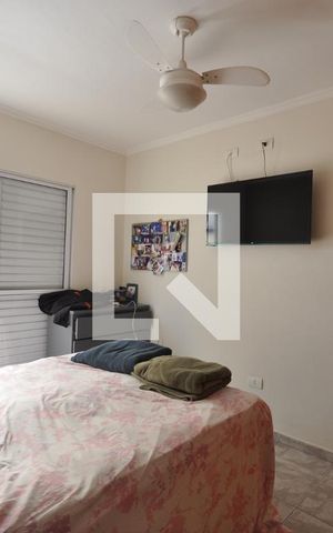Casa à venda com 240m², 3 quartos e 2 vagasSuíte 2