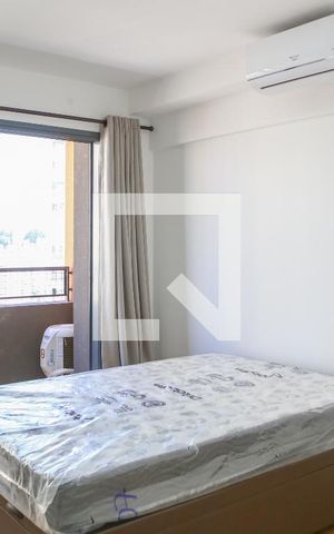 Studio à venda com 30m², 1 quarto e sem vaga Studio à venda com 30m², 1 quarto e sem vagaStudio