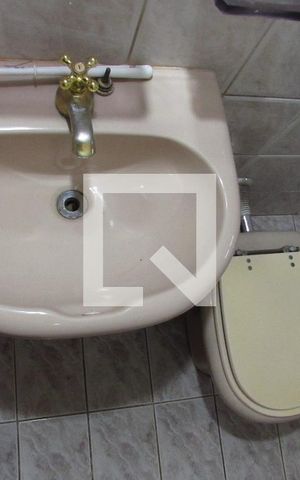 Casa à venda com 165m², 3 quartos e 4 vagasBanheiro Social