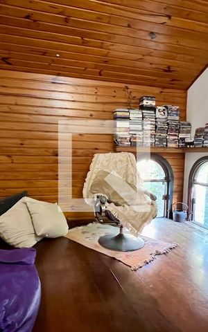 Casa à venda com 592m², 5 quartos e 3 vagas Casa à venda com 592m², 5 quartos e 3 vagasSaleta