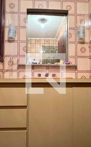 Casa à venda com 592m², 5 quartos e 3 vagas Casa à venda com 592m², 5 quartos e 3 vagasBanheiro da Suíte 3
