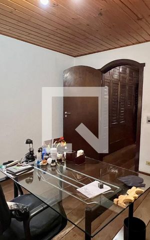 Casa à venda com 592m², 5 quartos e 3 vagas Casa à venda com 592m², 5 quartos e 3 vagasSuite 5