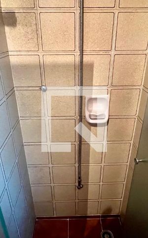 Casa à venda com 592m², 5 quartos e 3 vagas Casa à venda com 592m², 5 quartos e 3 vagasBanheiro da Suíte 4