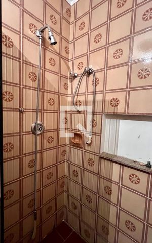 Casa à venda com 592m², 5 quartos e 3 vagas Casa à venda com 592m², 5 quartos e 3 vagasBanheiro da Suíte 3