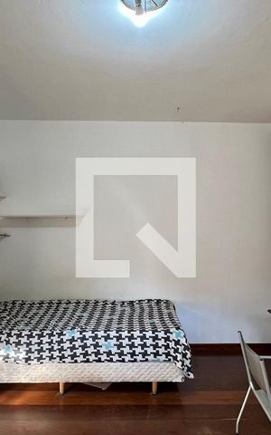 Casa à venda com 592m², 5 quartos e 3 vagas Casa à venda com 592m², 5 quartos e 3 vagasSuíte 2