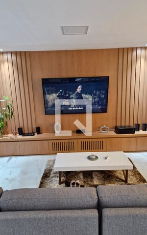 Apartamento à venda com 215m², 4 quartos e 4 vagas Apartamento à venda com 215m², 4 quartos e 4 vagasSala