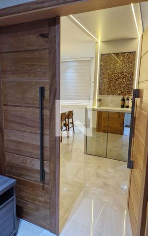 Apartamento à venda com 215m², 4 quartos e 4 vagas Apartamento à venda com 215m², 4 quartos e 4 vagasSala