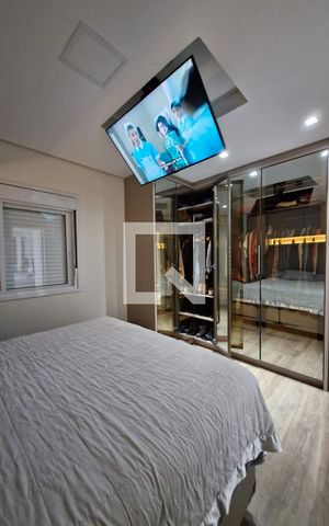 Apartamento à venda com 215m², 4 quartos e 4 vagas Apartamento à venda com 215m², 4 quartos e 4 vagasSuíte