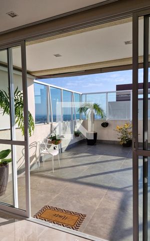 Apartamento à venda com 215m², 4 quartos e 4 vagas Apartamento à venda com 215m², 4 quartos e 4 vagasvaranda