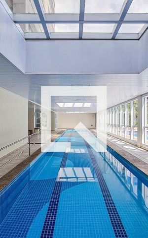 Apartamento à venda com 96m², 3 quartos e 2 vagas Apartamento à venda com 96m², 3 quartos e 2 vagasÁrea comum - Piscina Coberta