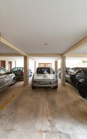 Apartamento à venda com 247m², 3 quartos e 2 vagas Apartamento à venda com 247m², 3 quartos e 2 vagasGaragem