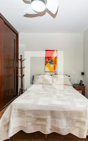 Apartamento à venda com 247m², 3 quartos e 2 vagas Apartamento à venda com 247m², 3 quartos e 2 vagasSuíte