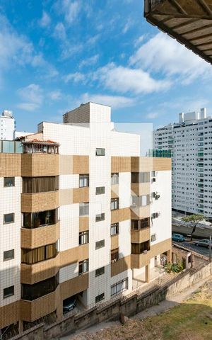 Apartamento à venda com 247m², 3 quartos e 2 vagas Apartamento à venda com 247m², 3 quartos e 2 vagasVista Quarto 3