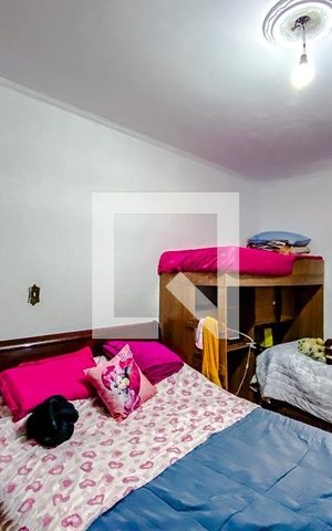 Casa à venda com 240m², 2 quartos e 3 vagasQuarto 1