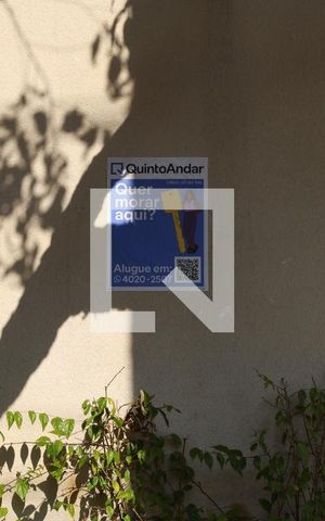 Apartamento à venda com 44m², 2 quartos e sem vagaPlaca instalada no muro do condomínio