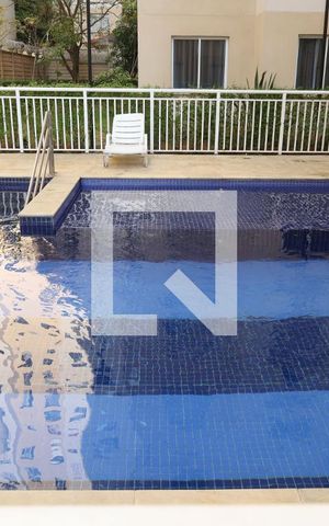 Apartamento à venda com 44m², 2 quartos e sem vagaÁrea comum - Piscina
