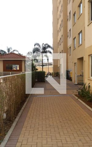 Apartamento à venda com 44m², 2 quartos e sem vagaÁrea comum