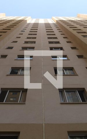 Apartamento à venda com 44m², 2 quartos e sem vagaÁrea comum - Prédio