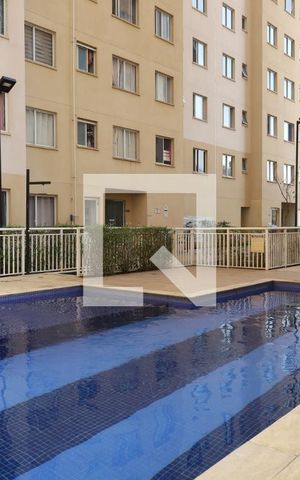 Apartamento à venda com 44m², 2 quartos e sem vagaÁrea comum - Piscina