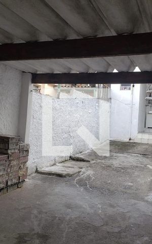 Casa à venda com 270m², 4 quartos e 4 vagas