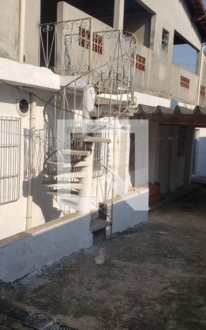 Casa à venda com 270m², 4 quartos e 4 vagas