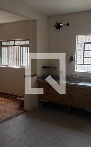 Casa à venda com 270m², 4 quartos e 4 vagas