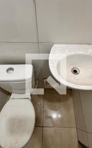 Casa para alugar com 36m², 1 quarto e sem vaga Casa para alugar com 36m², 1 quarto e sem vagaBanheiro da Suíte