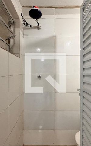 Casa para alugar com 36m², 1 quarto e sem vaga Casa para alugar com 36m², 1 quarto e sem vagaBanheiro da Suíte