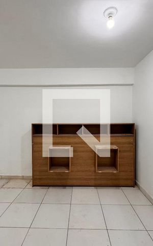 Casa para alugar com 36m², 1 quarto e sem vaga Casa para alugar com 36m², 1 quarto e sem vagaSuite