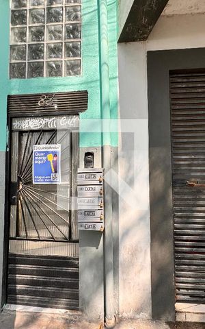 Casa para alugar com 36m², 1 quarto e sem vaga Casa para alugar com 36m², 1 quarto e sem vagaFachada