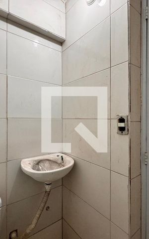 Casa para alugar com 36m², 1 quarto e sem vaga Casa para alugar com 36m², 1 quarto e sem vagaBanheiro da Suíte