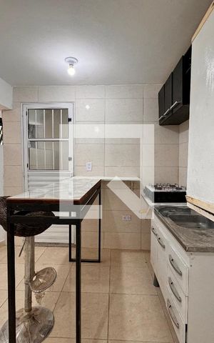 Casa para alugar com 36m², 1 quarto e sem vaga Casa para alugar com 36m², 1 quarto e sem vagaCozinha