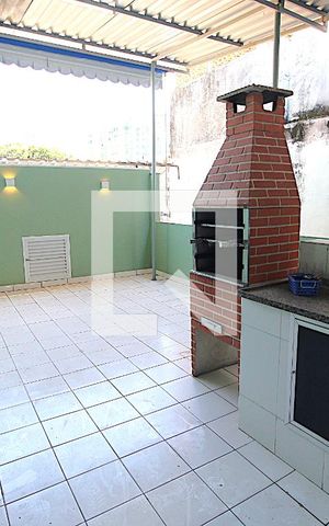 Casa à venda com 170m², 3 quartos e 1 vagaChurrasqueira