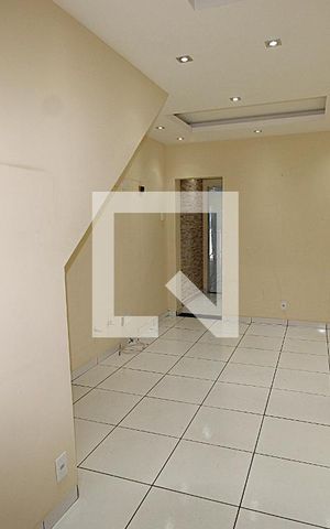 Casa à venda com 170m², 3 quartos e 1 vagaSala