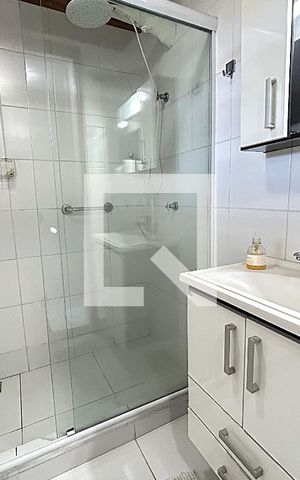 Casa à venda com 170m², 3 quartos e 1 vagaBanheiro 2