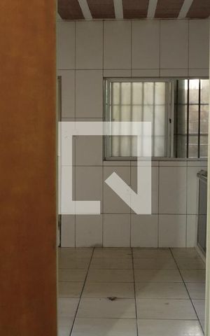 Casa para alugar com 75m², 2 quartos e sem vagaQuarto 1
