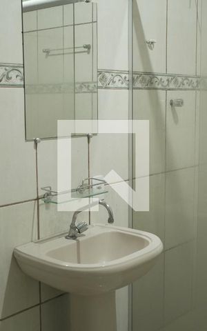 Casa para alugar com 75m², 2 quartos e sem vagaBanheiro