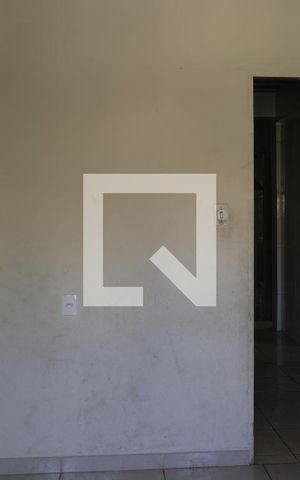 Casa para alugar com 75m², 2 quartos e sem vagaSala