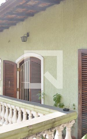 Casa à venda com 150m², 3 quartos e 2 vagasQuintal