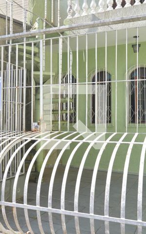 Casa à venda com 150m², 3 quartos e 2 vagasInstalação de Plaquinha